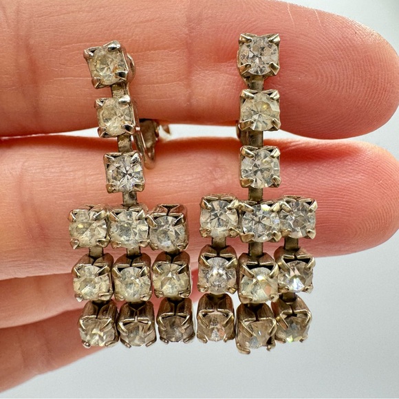Vintage Prong Set Rhinestone Drop Earrings Prong Set Old Hollywood Glam Gala Fun - Picture 1 of 7